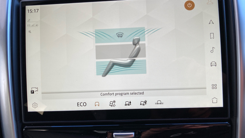 Land Rover Discovery 3.0 D300 Dynamic SE 5dr Auto Diesel Station Wagon